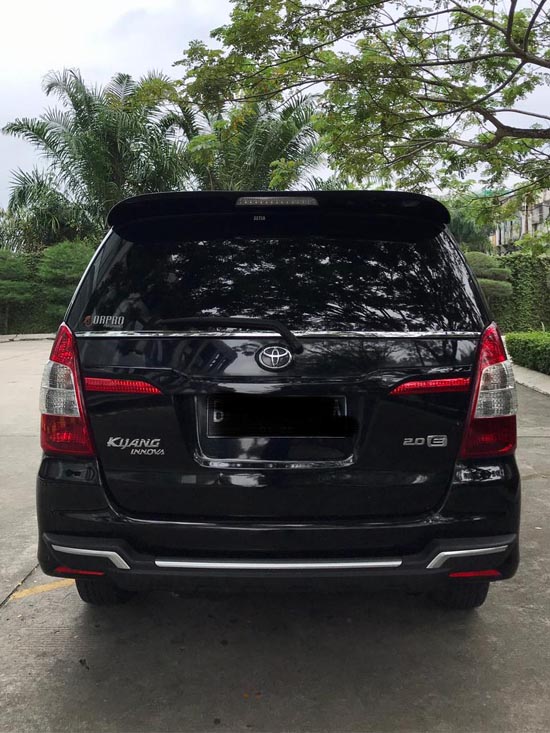 Toyota Toyota Kijang Innova E Manual Bensin 2014 RIAU